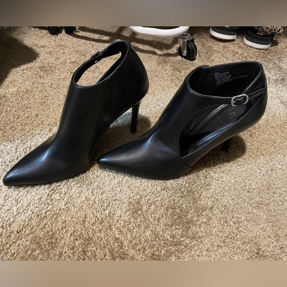 Brand new 3” booties
